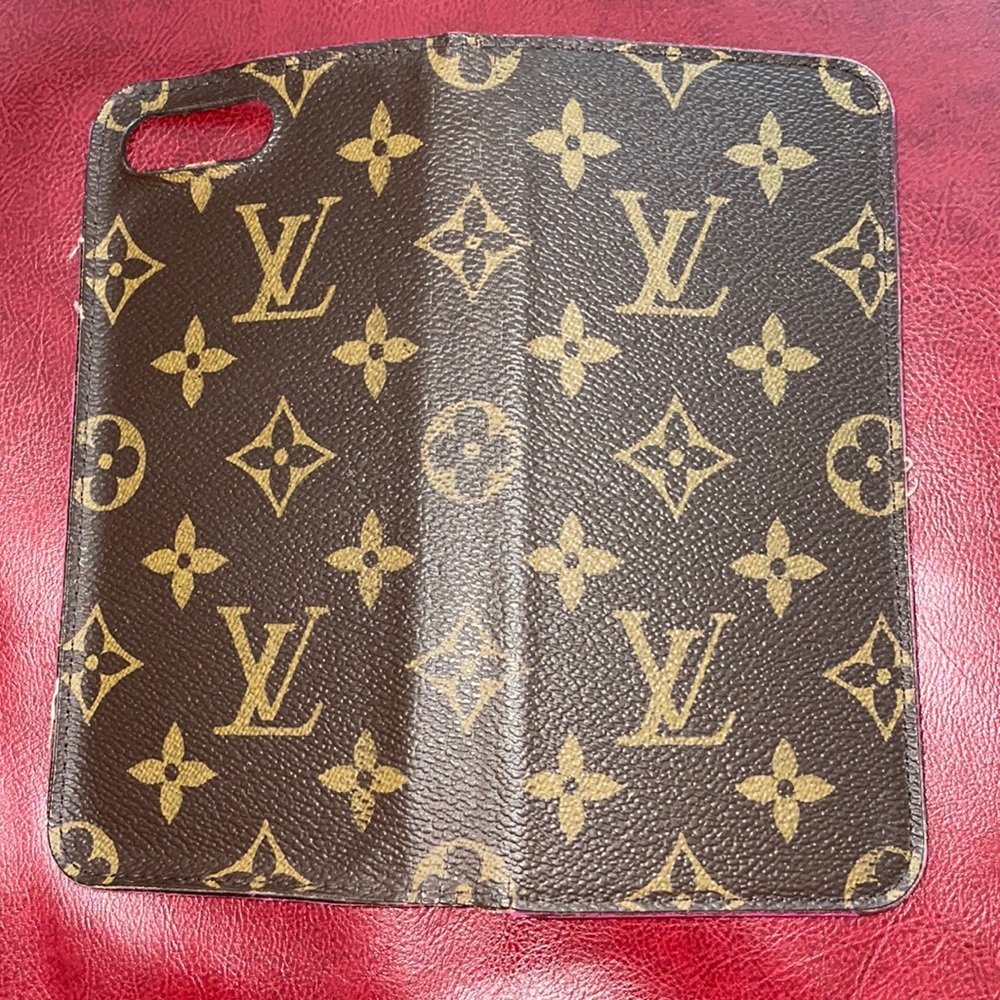 Louis Vuitton Monogram Eclipse Iphone Folio Case - image 3